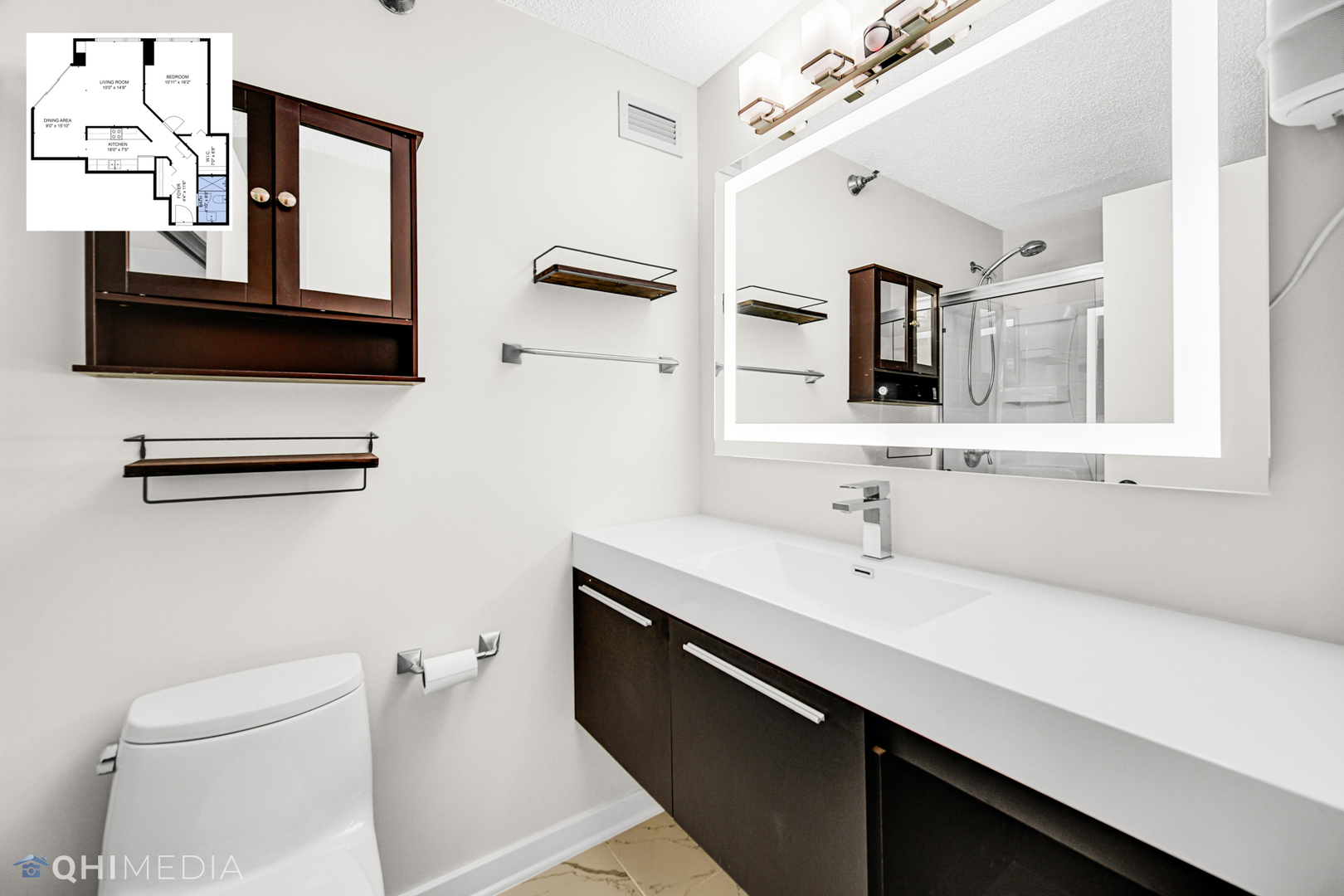 440 N Mcclurg Court Unit: 702
