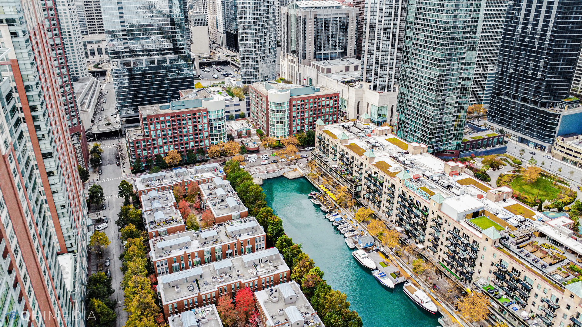440 N Mcclurg Court Unit: 702