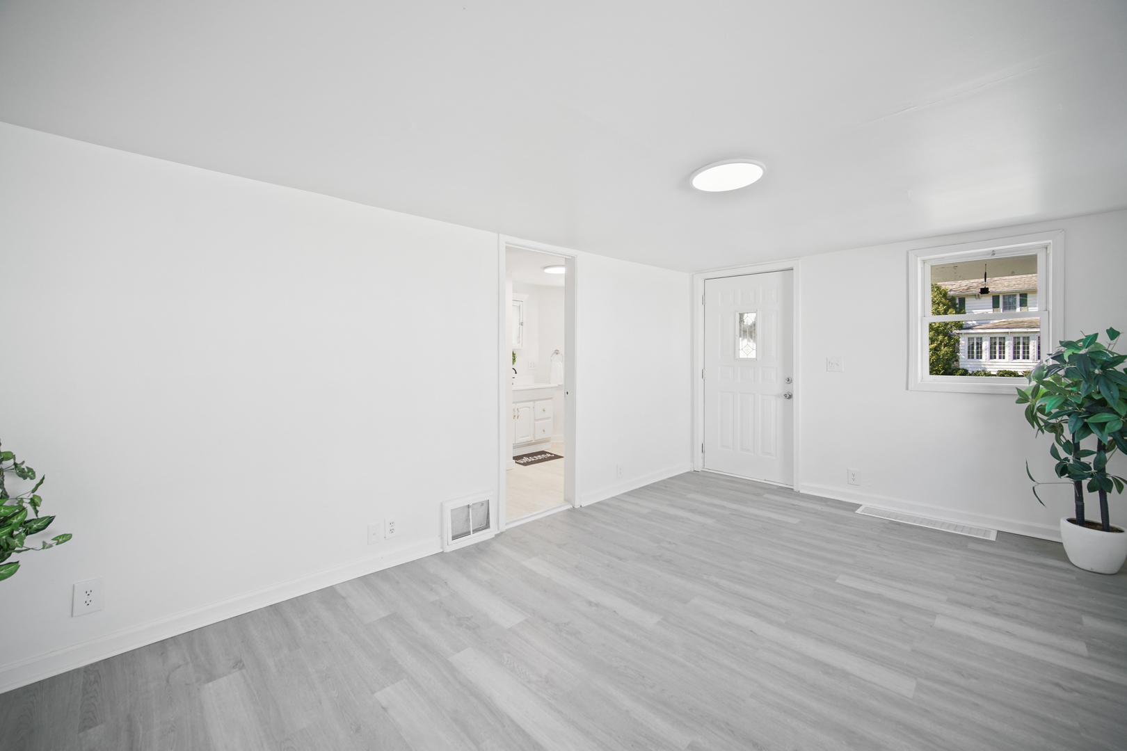 309 W Center Street