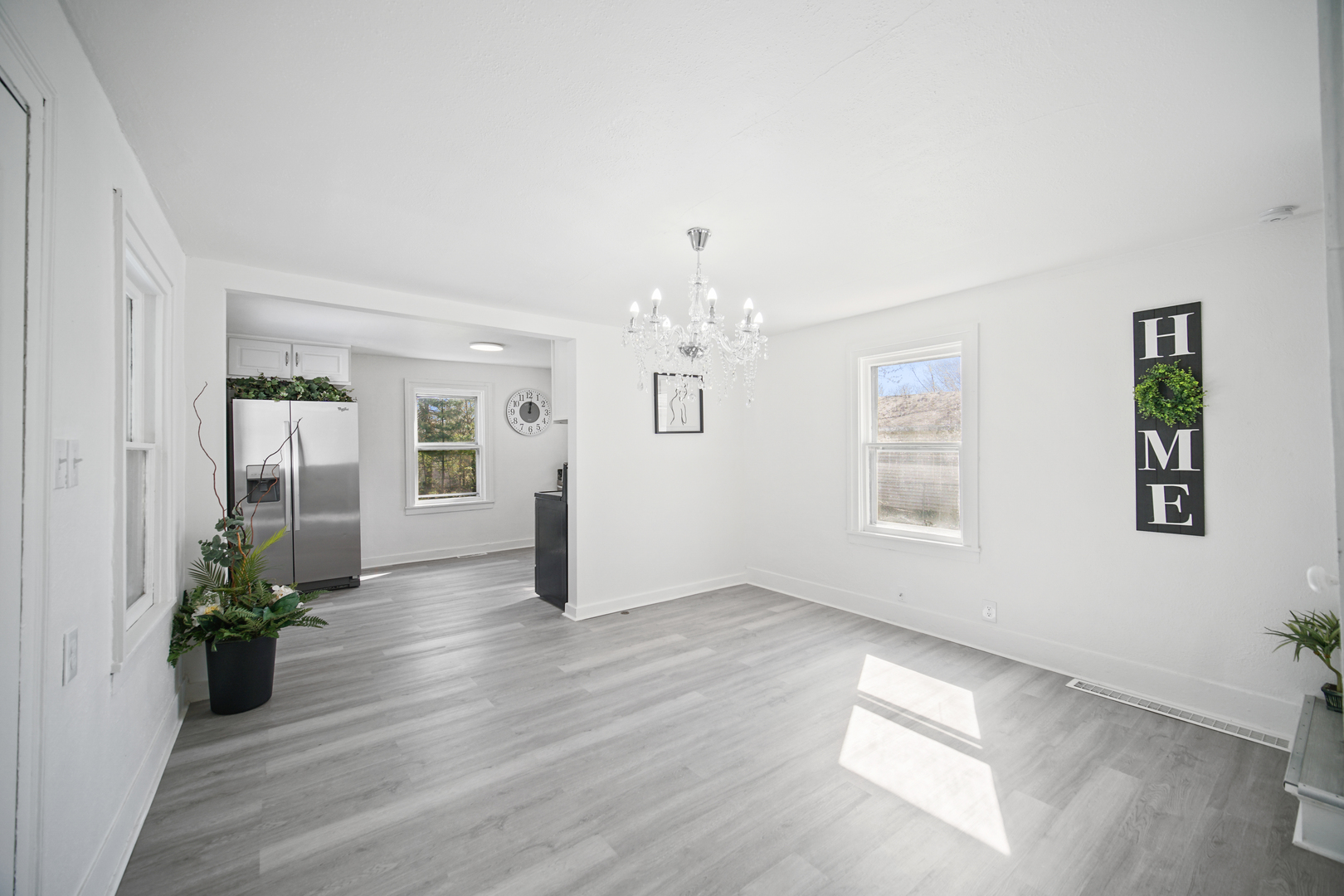 309 W Center Street