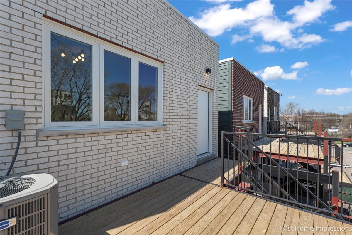 4317 S Indiana Avenue