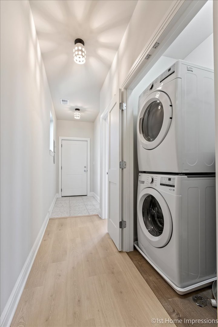 4317 S Indiana Avenue