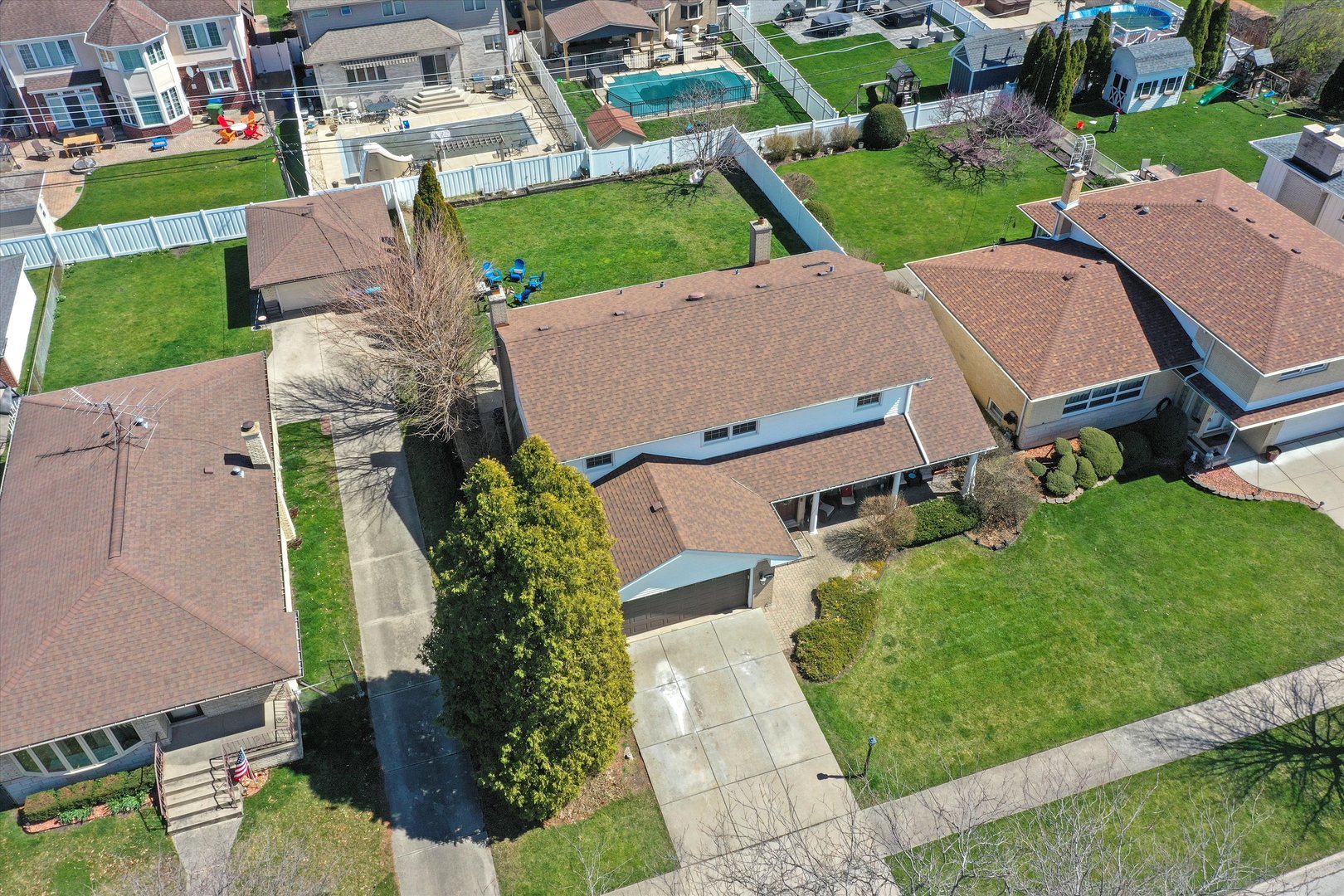 10609 S Tripp Avenue