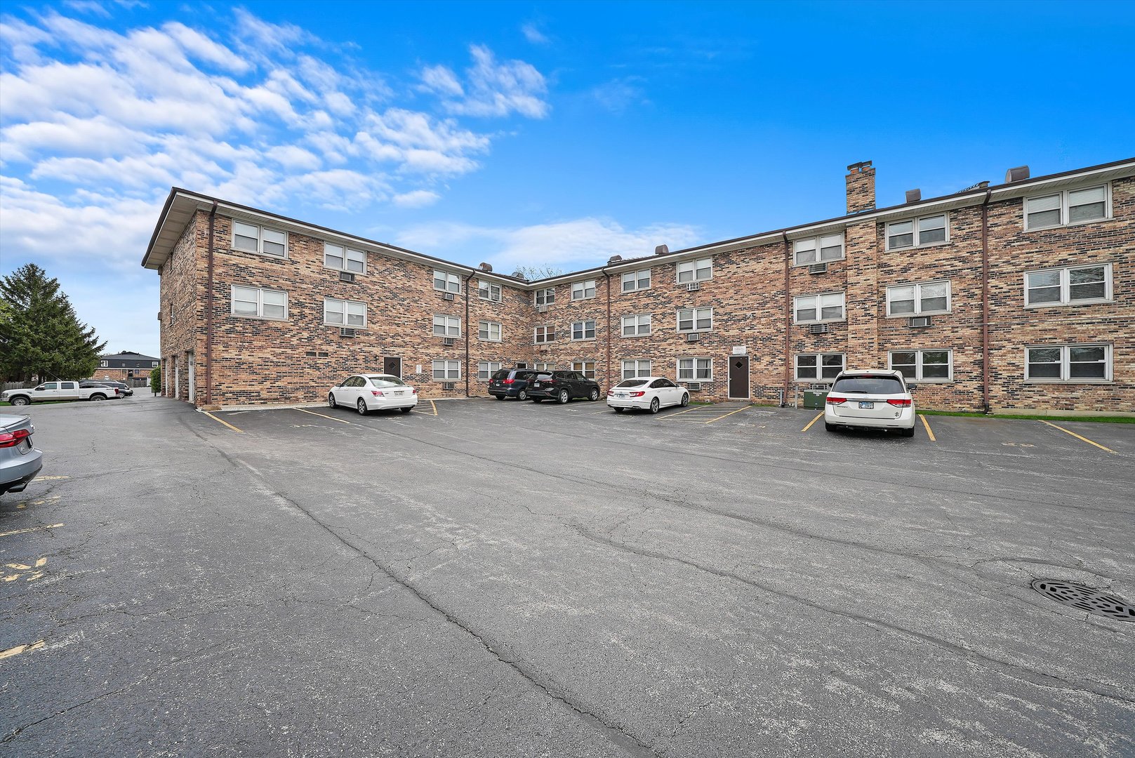 7104 99th Street Unit: 106
