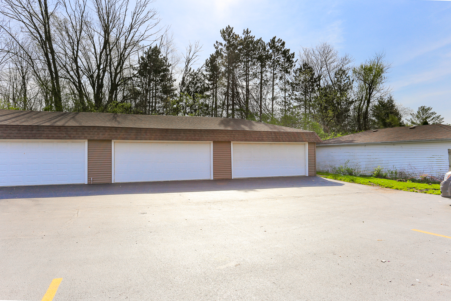 1220 Town Crest Drive Unit: 3