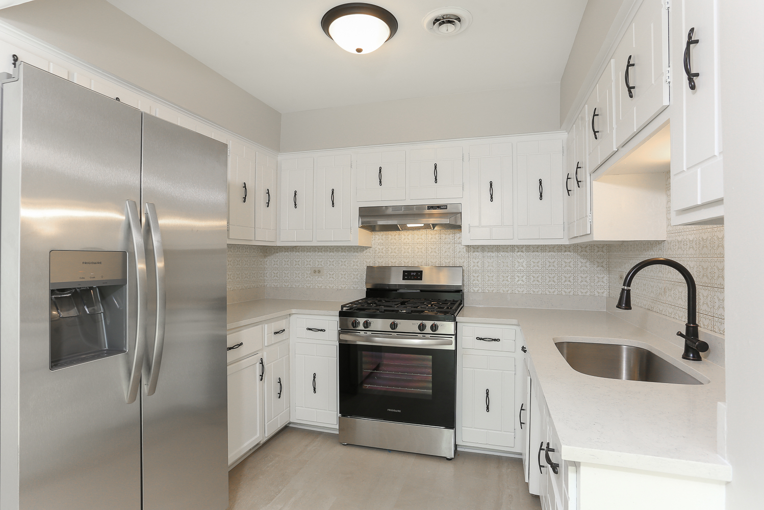 1220 Town Crest Drive Unit: 3