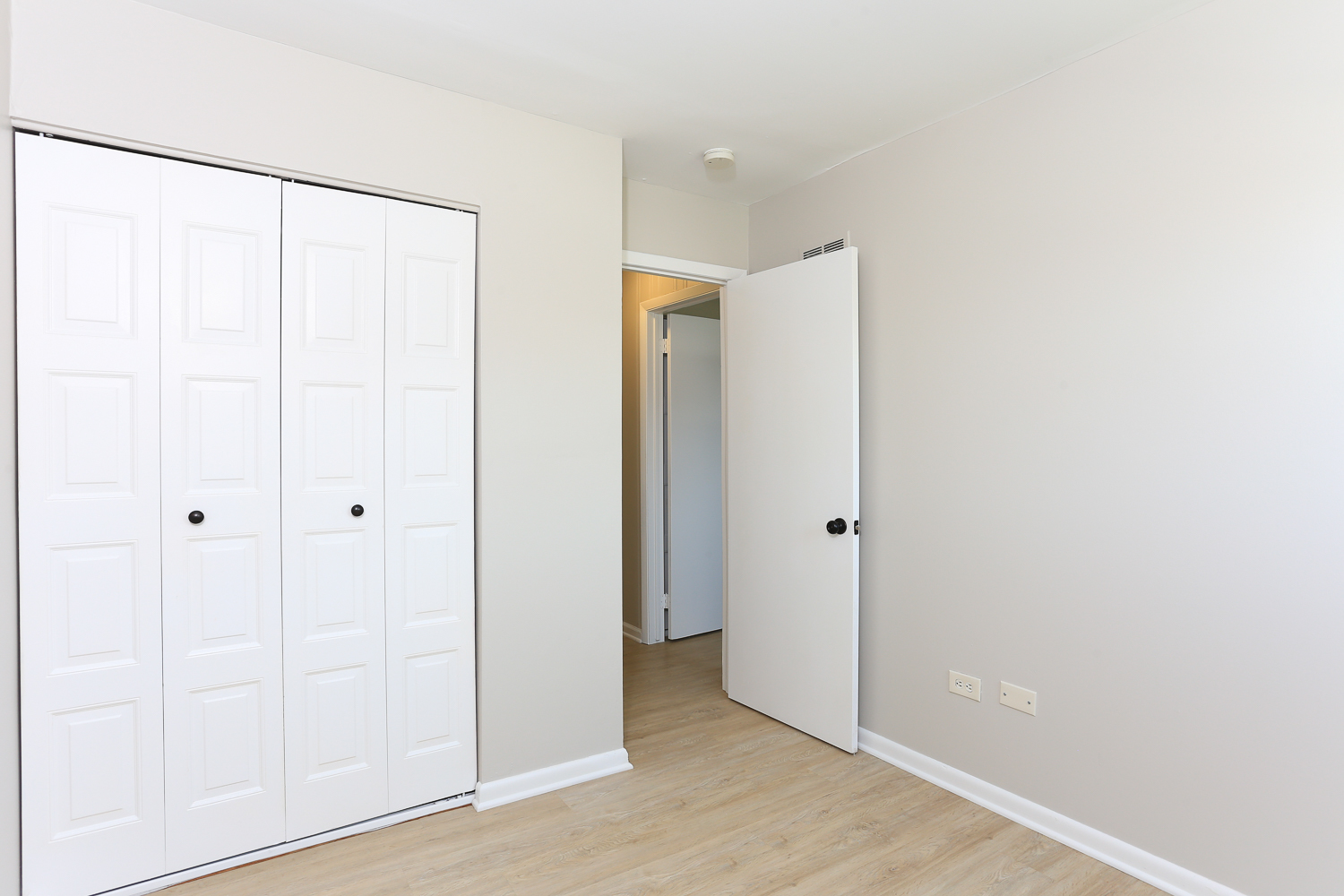 1220 Town Crest Drive Unit: 3