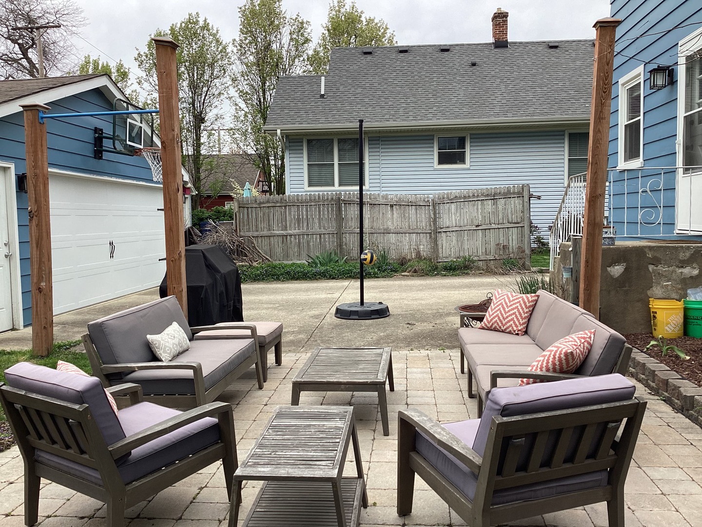 4536 Johnson Avenue