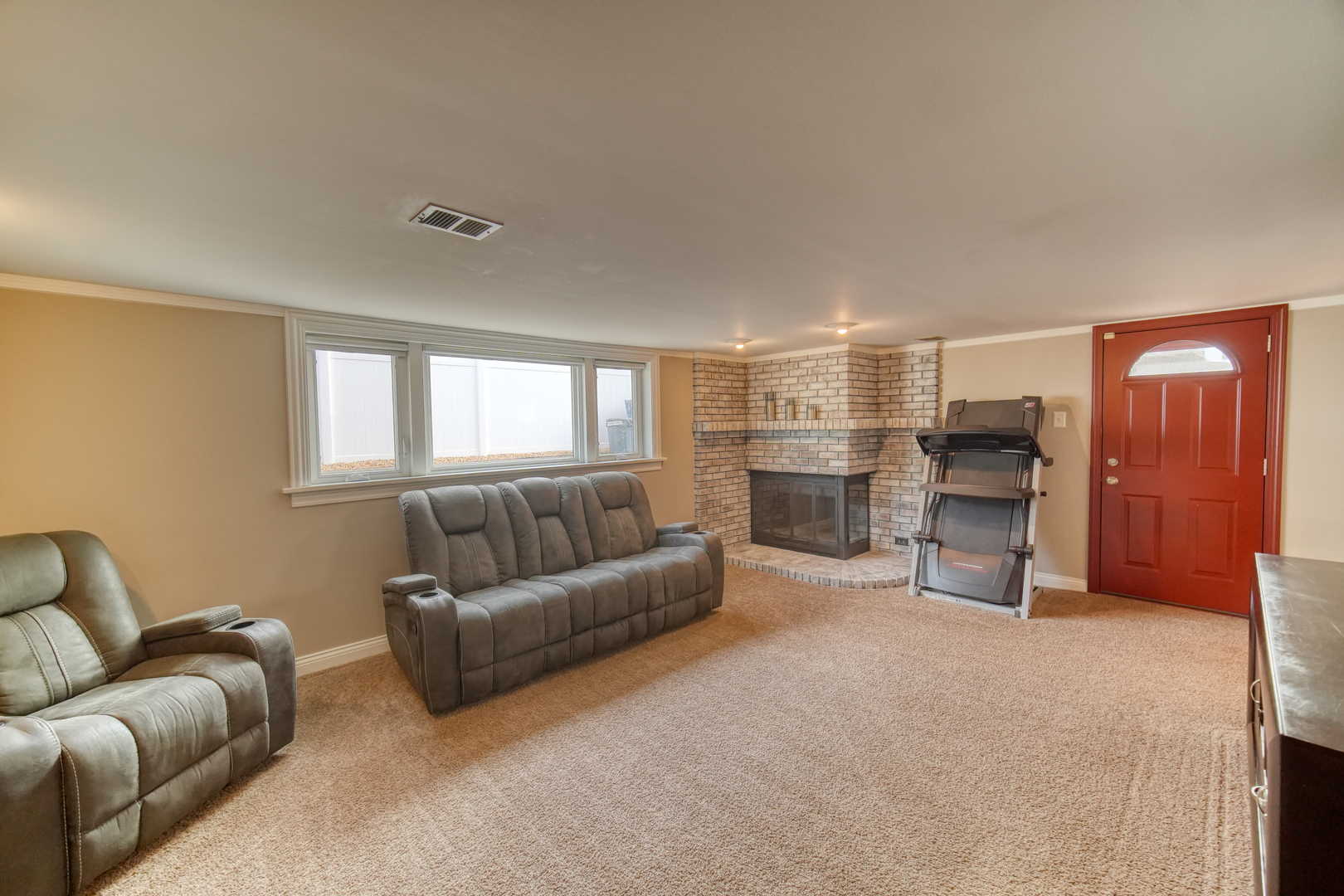 9308 S 80th Court
