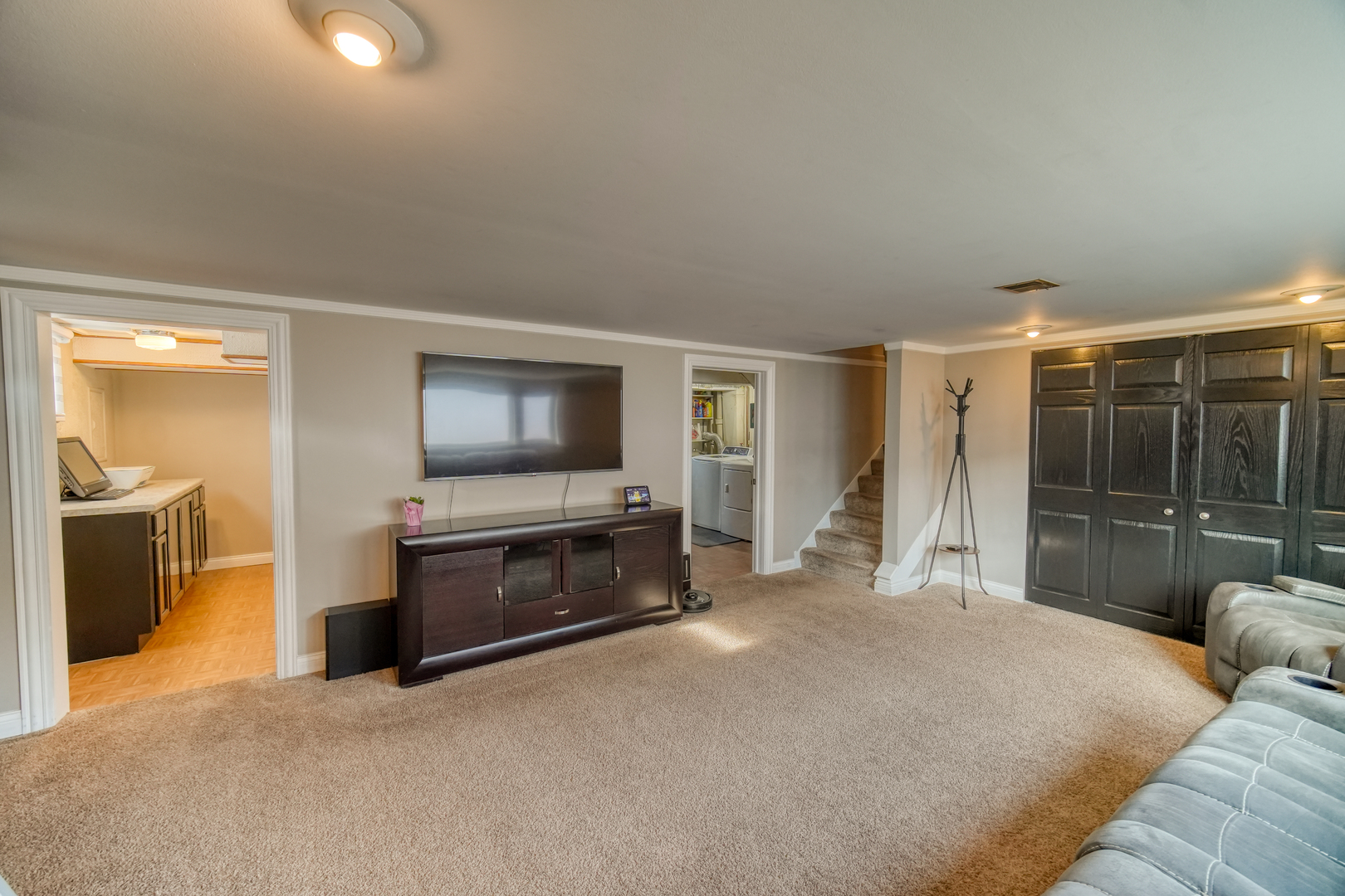 9308 S 80th Court
