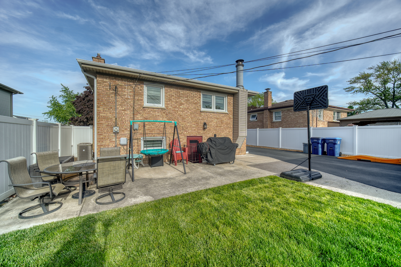 9308 S 80th Court
