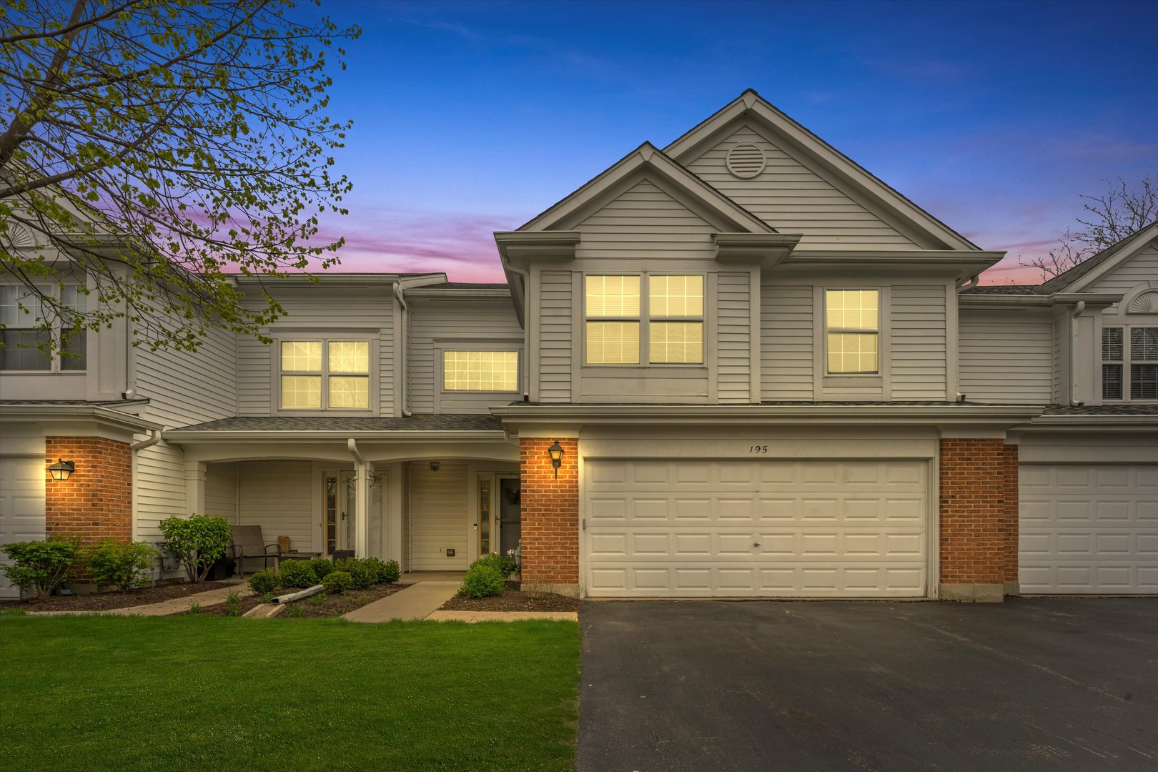195 Holmes Way