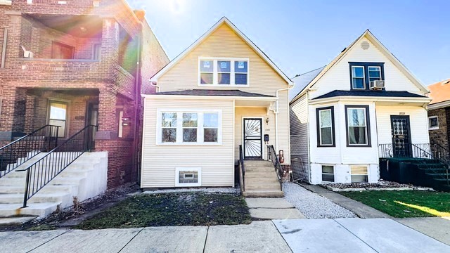 1345 W MARQUETTE Road