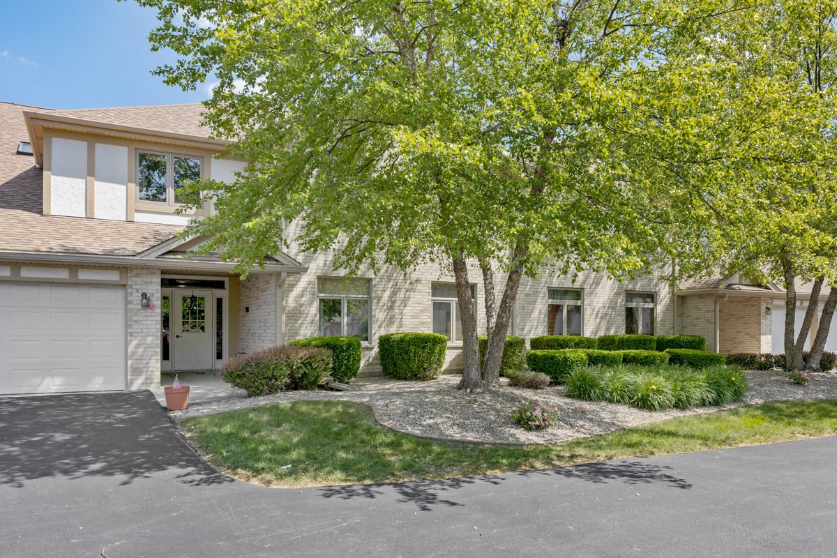 6402 Pine Cone Drive Unit: 4