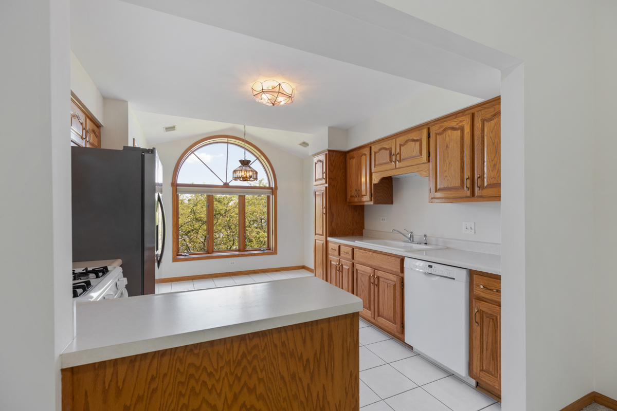 6402 Pine Cone Drive Unit: 4