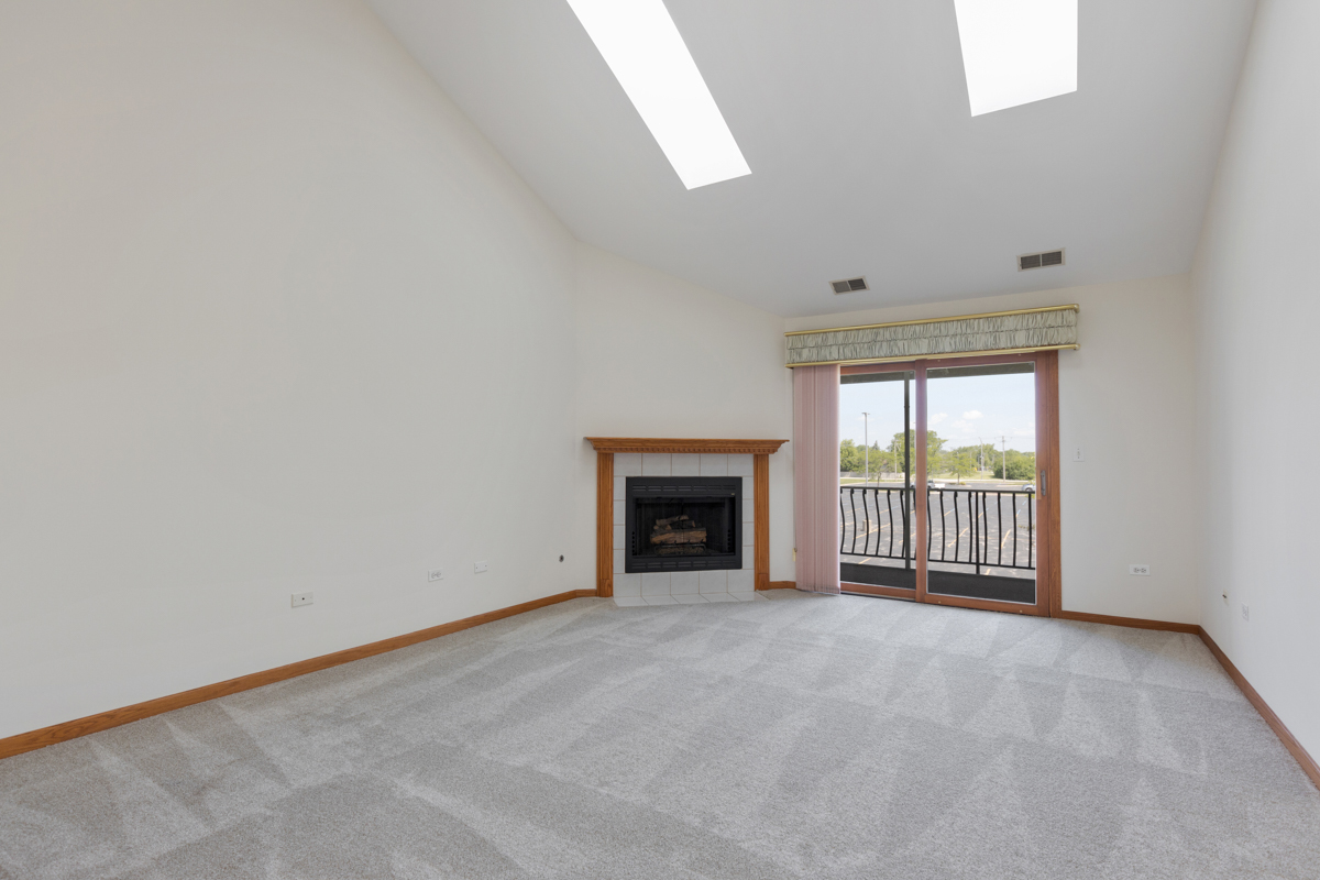 6402 Pine Cone Drive Unit: 4