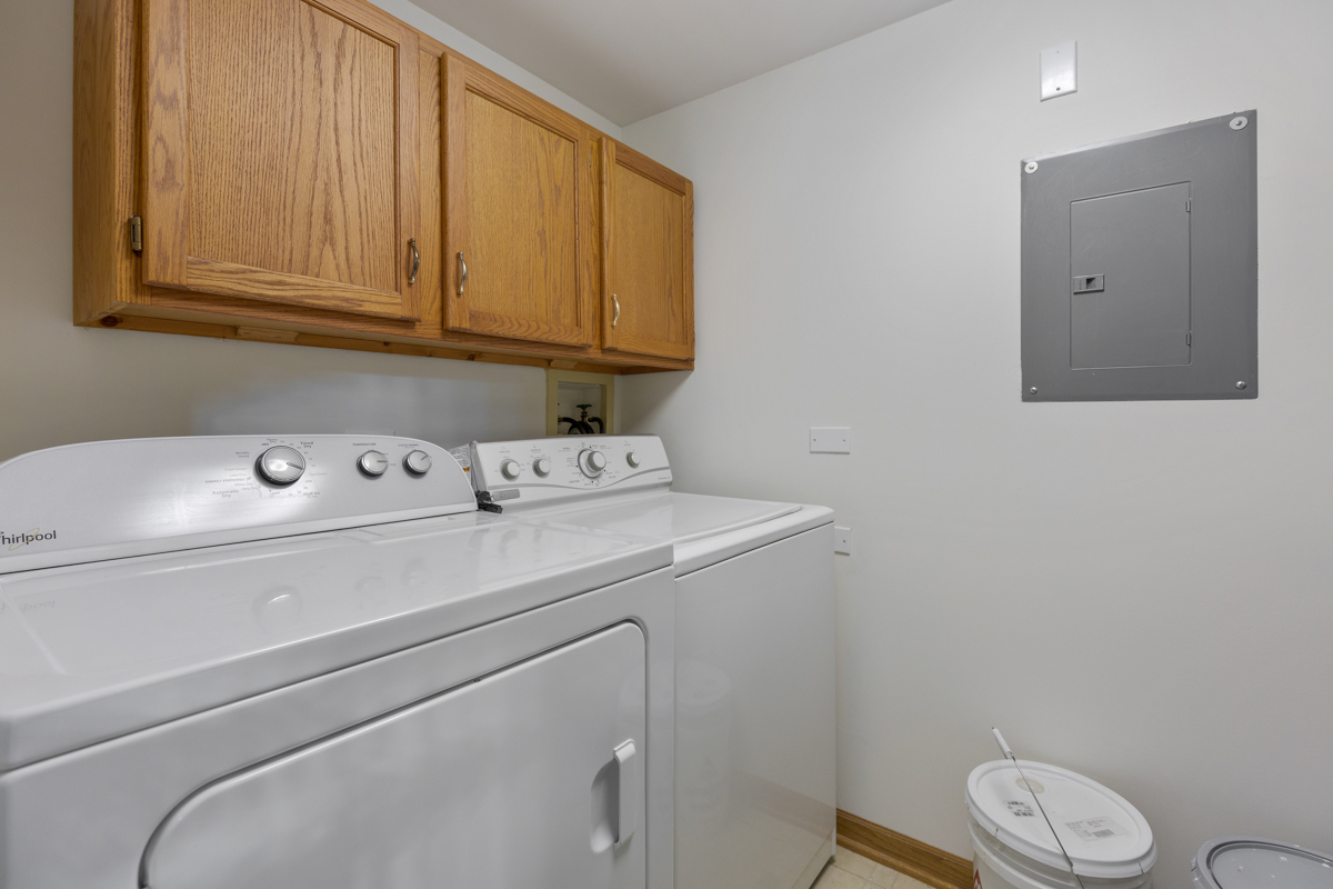 6402 Pine Cone Drive Unit: 4