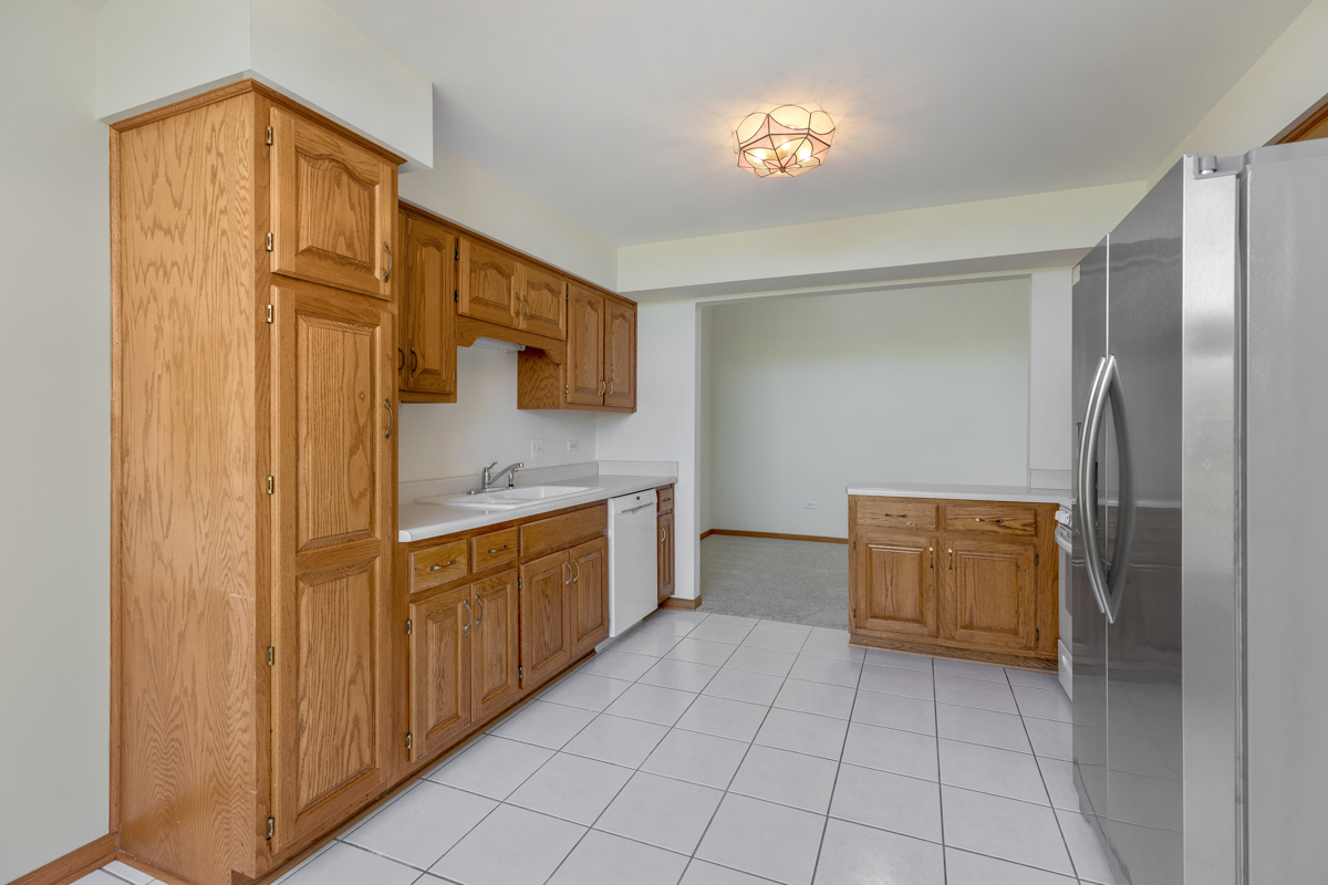 6402 Pine Cone Drive Unit: 4