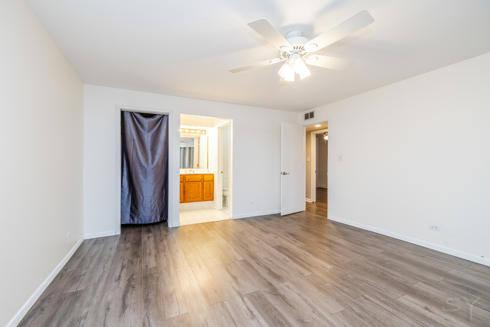48 Parliament Drive W Unit: 132