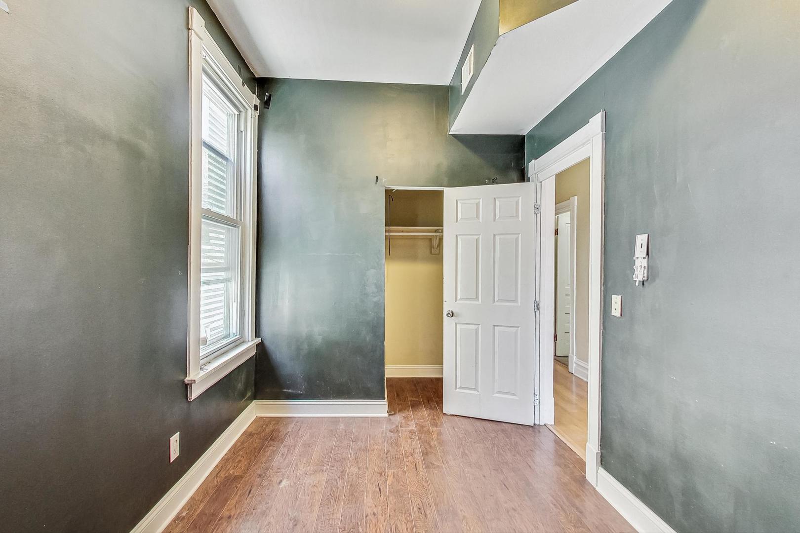 3609 W Diversey Avenue