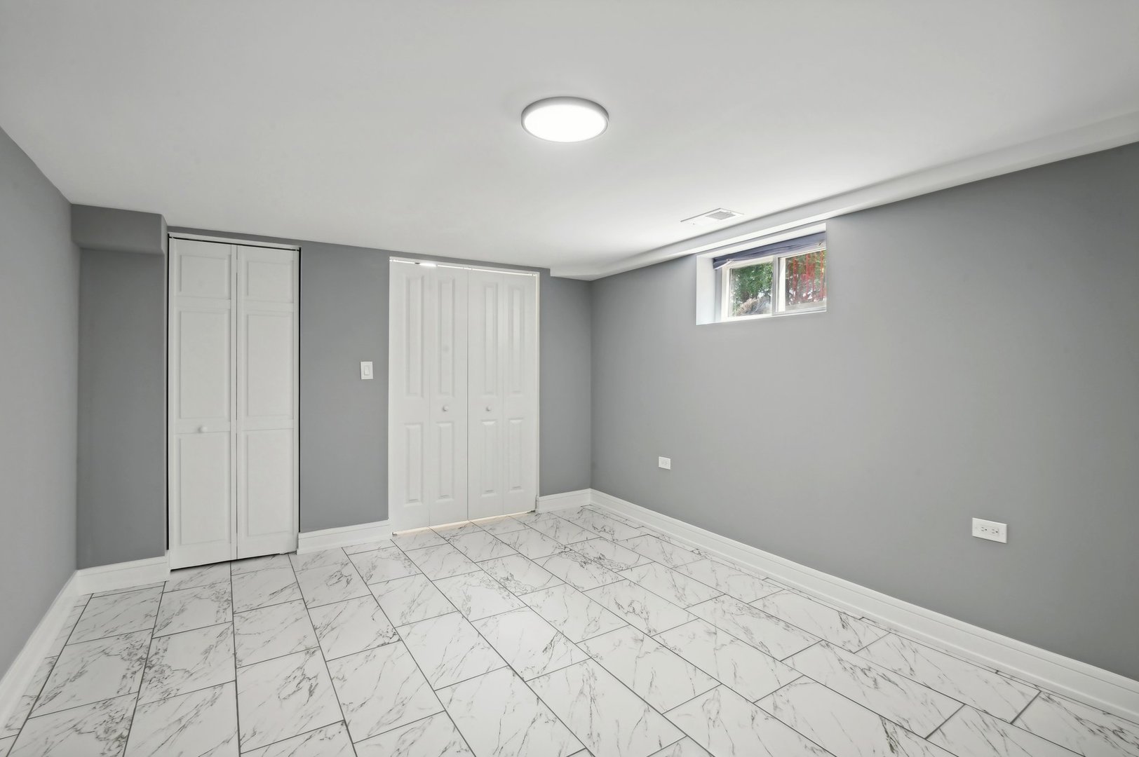 3431 W 84th Place