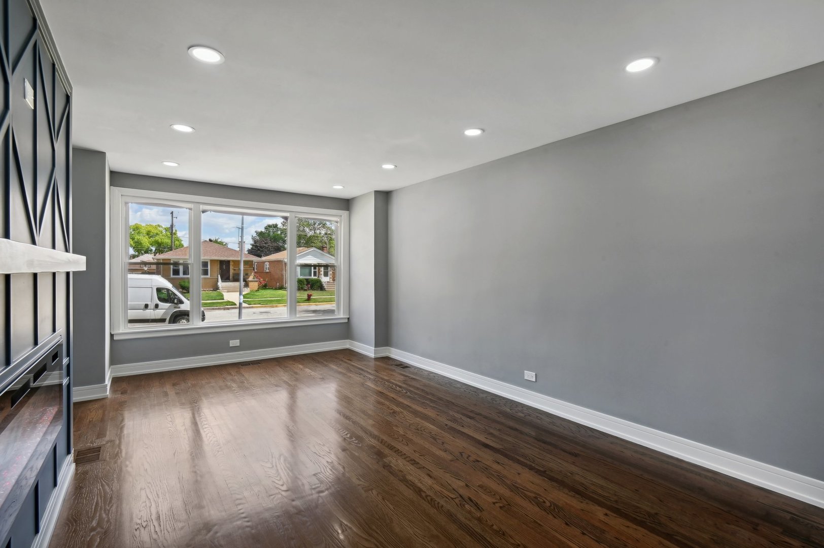 3431 W 84th Place