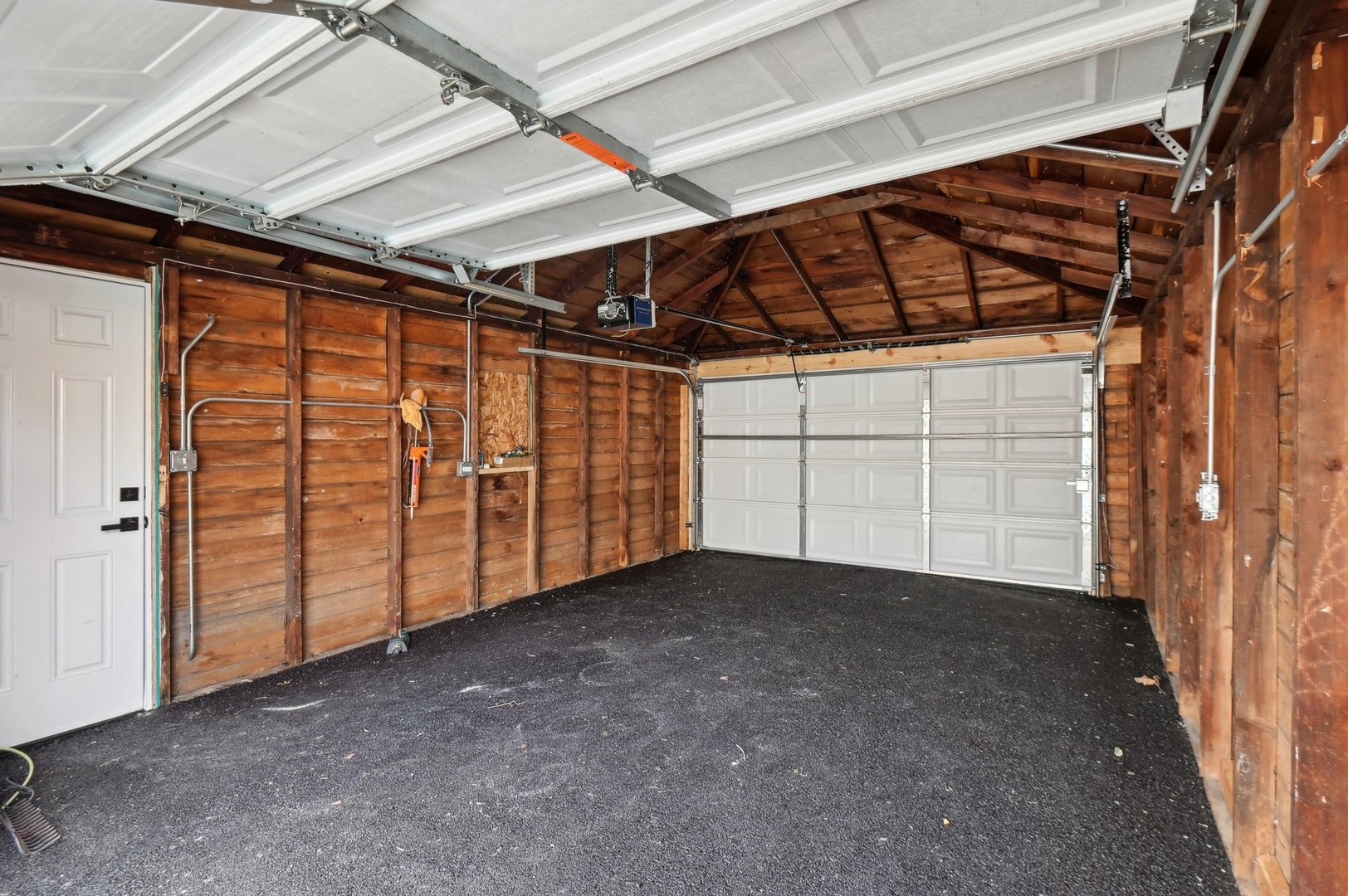 3431 W 84th Place