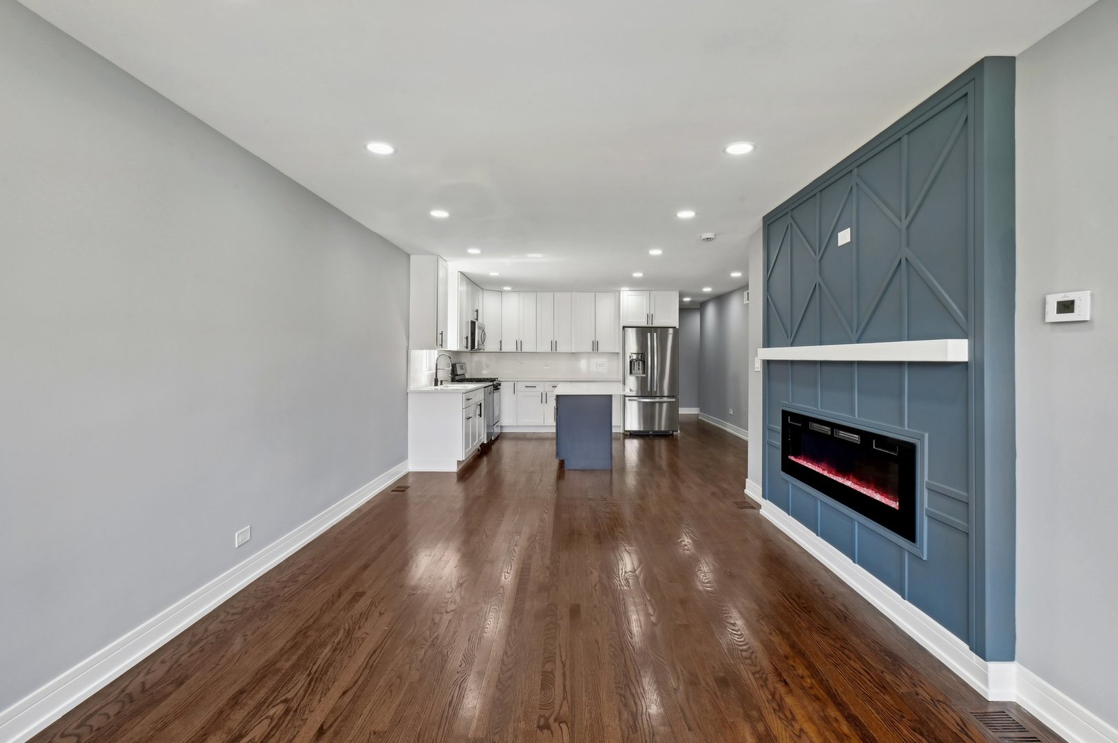 3431 W 84th Place