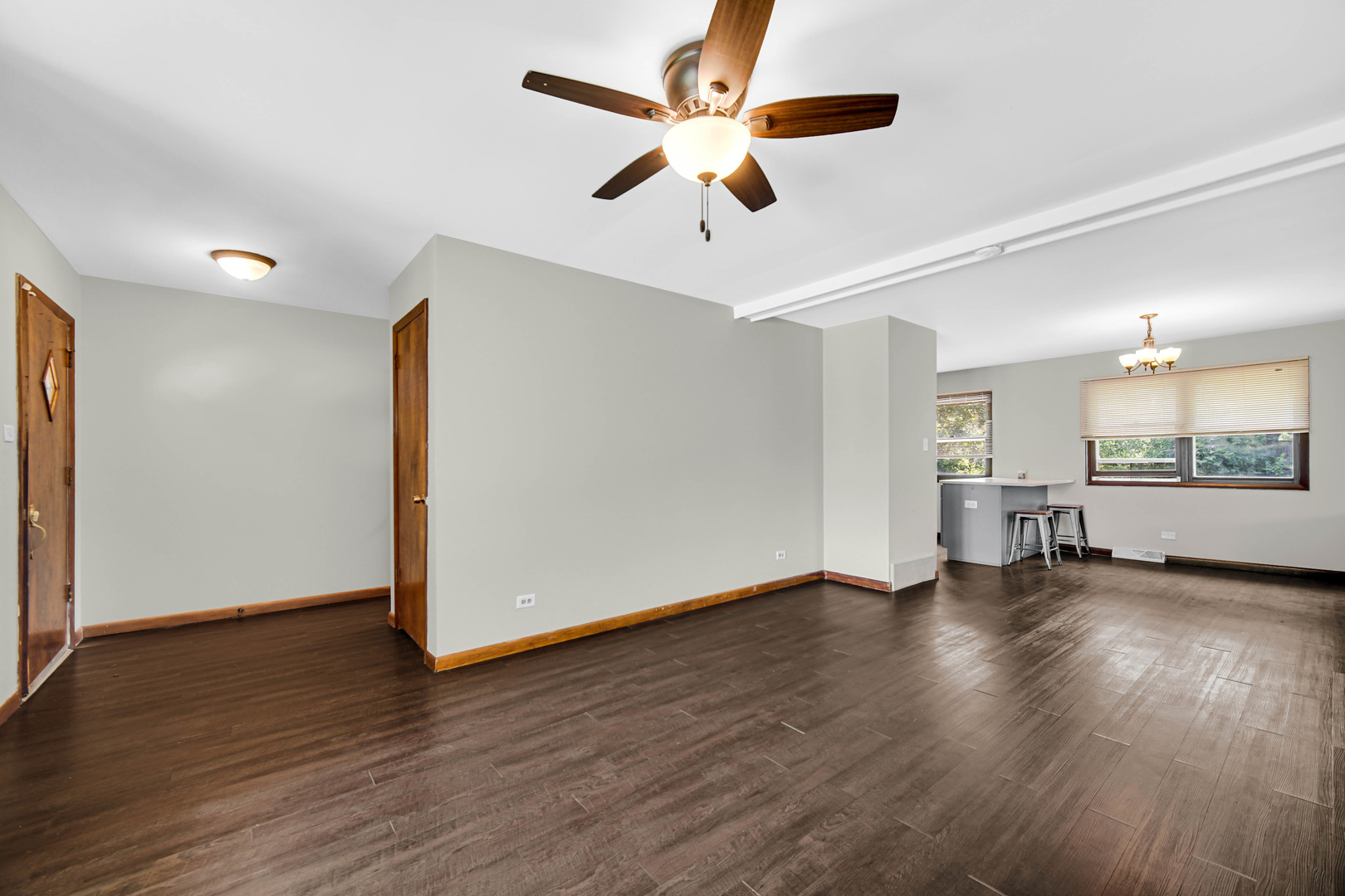 10S426 Ruth Drive
