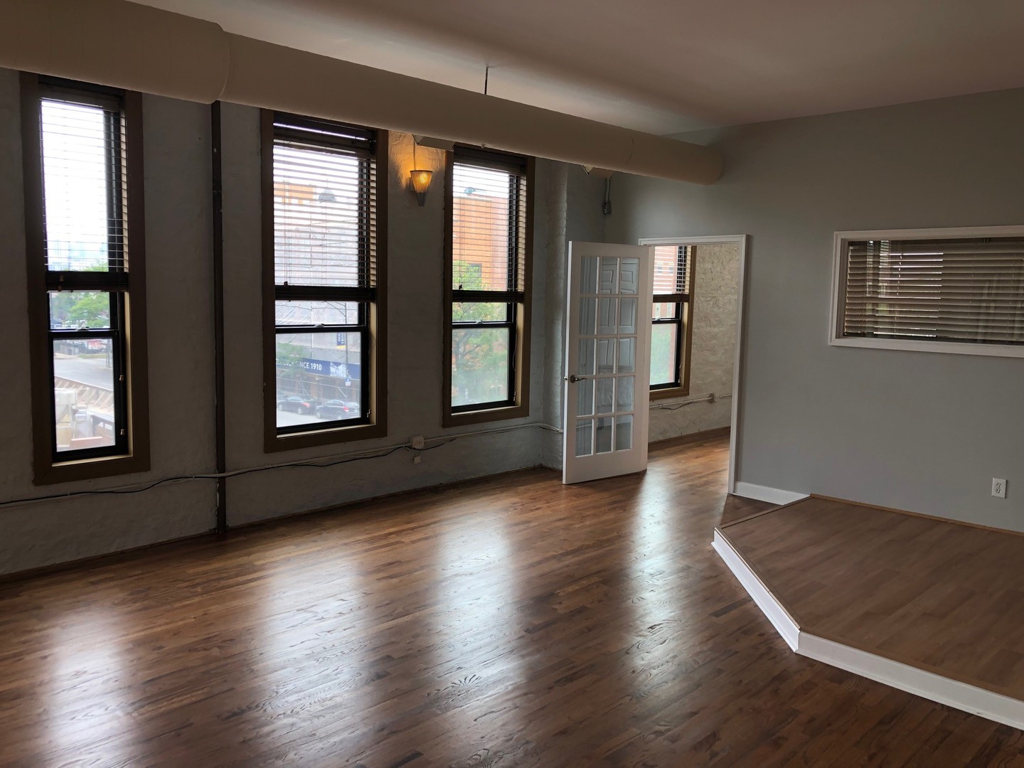 1500 W Division Street Unit: 3