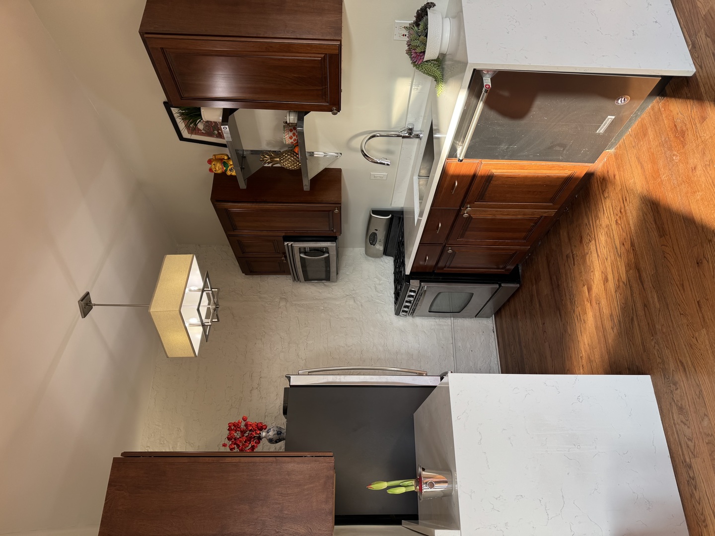 1500 W Division Street Unit: 3