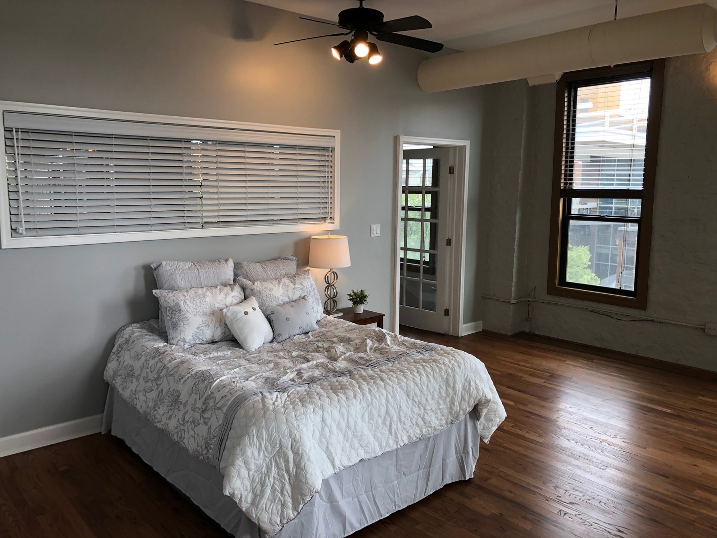 1500 W Division Street Unit: 3