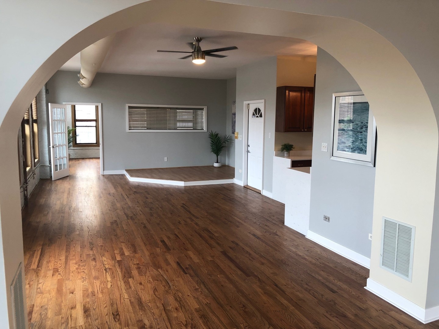 1500 W Division Street Unit: 3