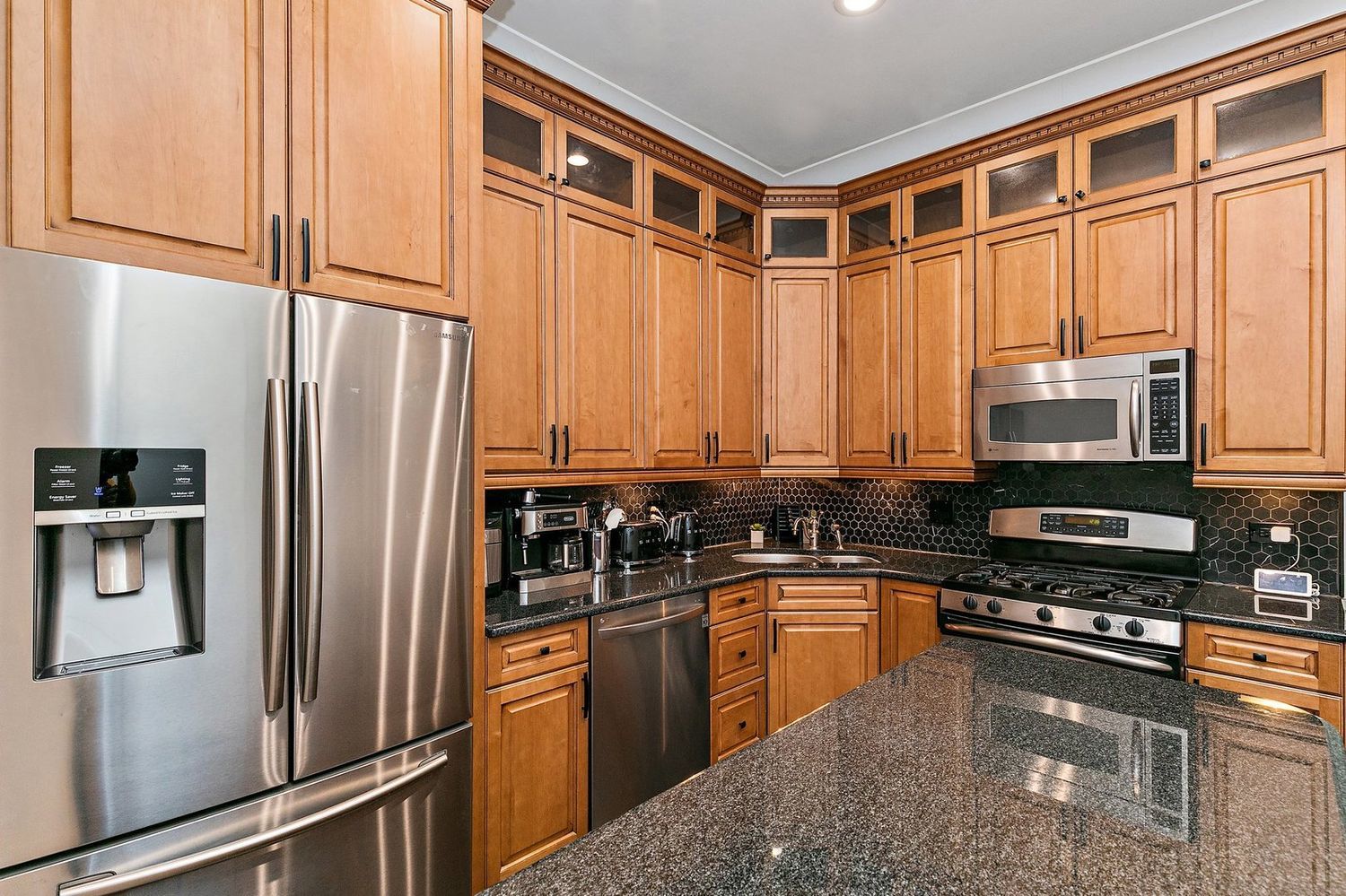 2646 N SEMINARY Avenue Unit: 3