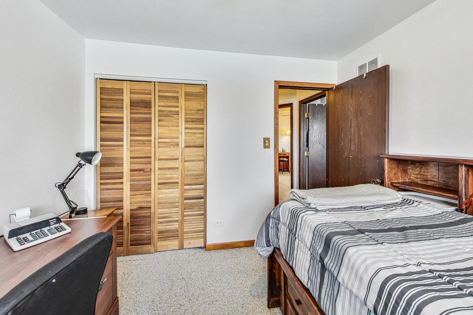 8914 W 170th Street