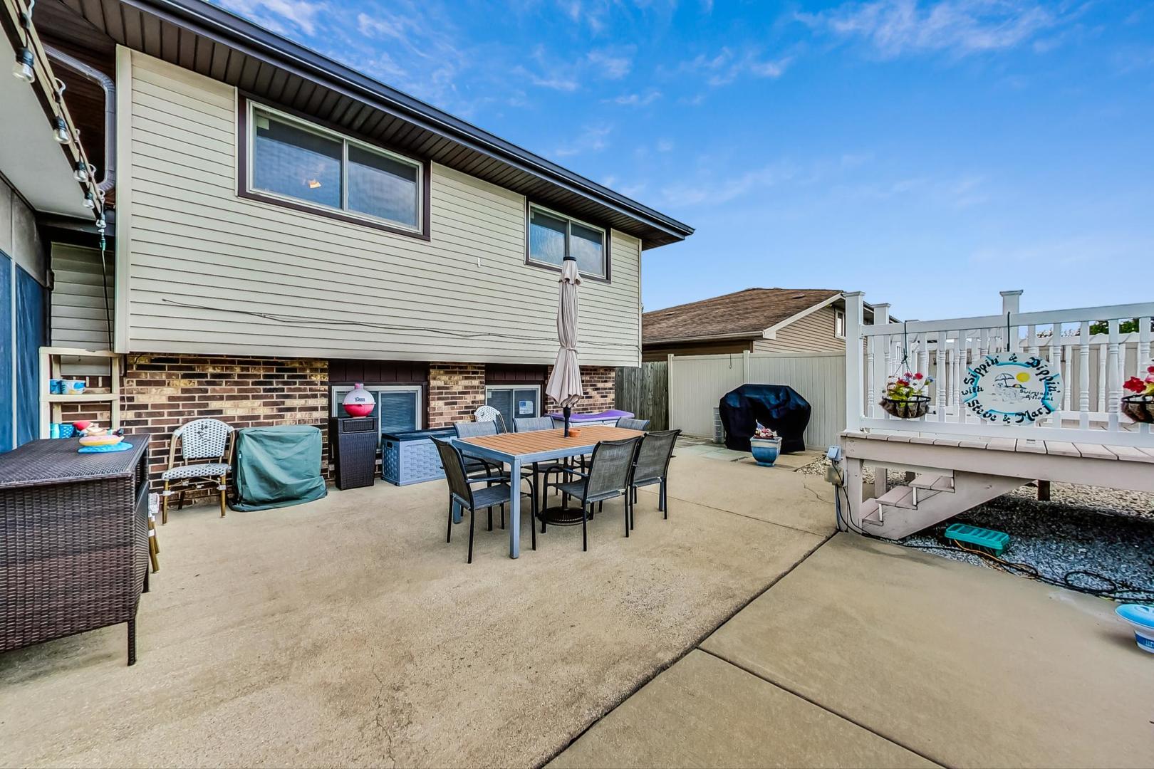 8914 W 170th Street