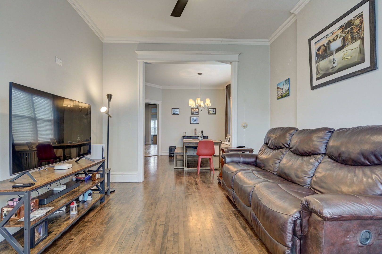 3655 N Hermitage Avenue