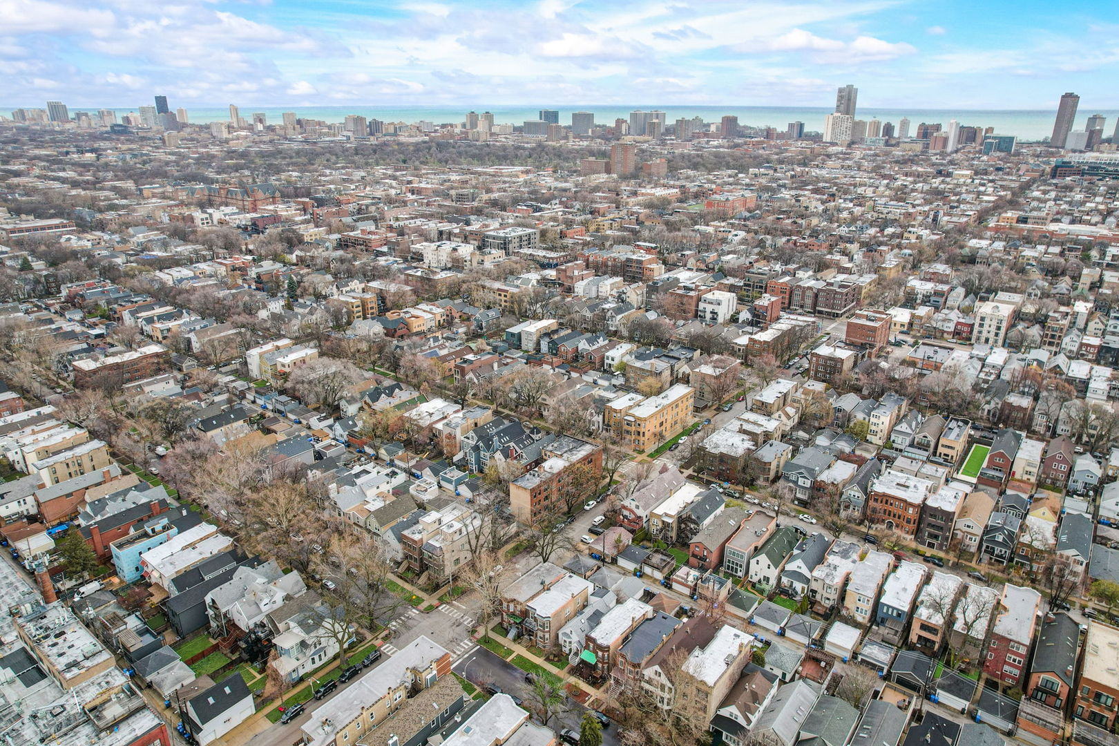 3655 N Hermitage Avenue