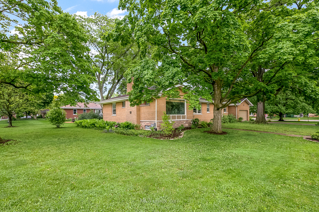 2712 Emelia Court