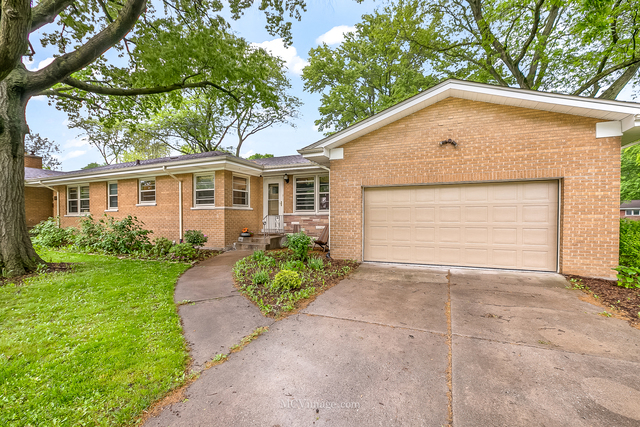 2712 Emelia Court