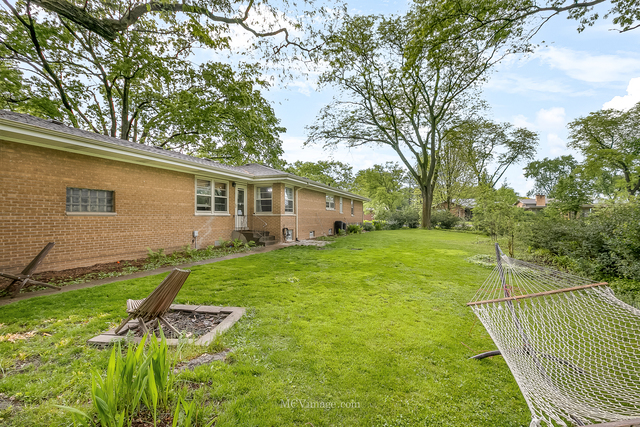 2712 Emelia Court