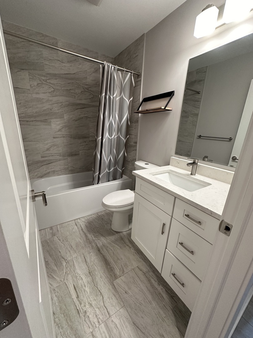 5700 Hillcrest Lane Unit: 3J