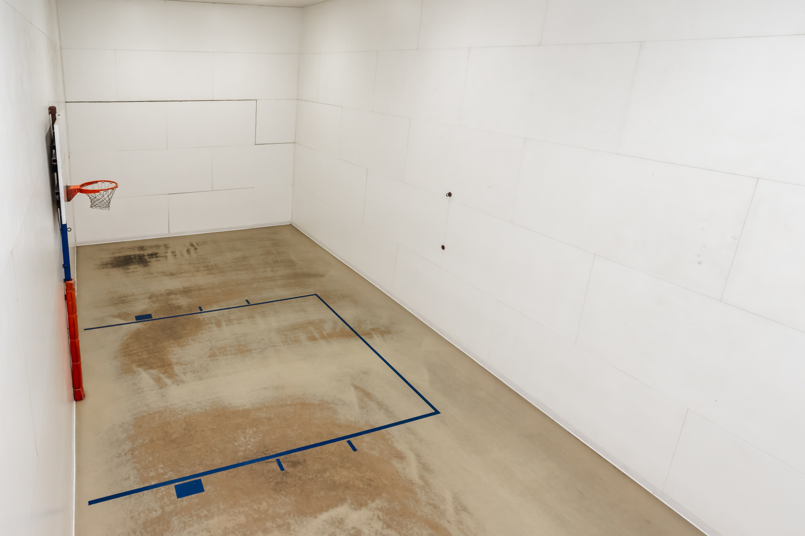 211 E Ohio Street Unit: 507