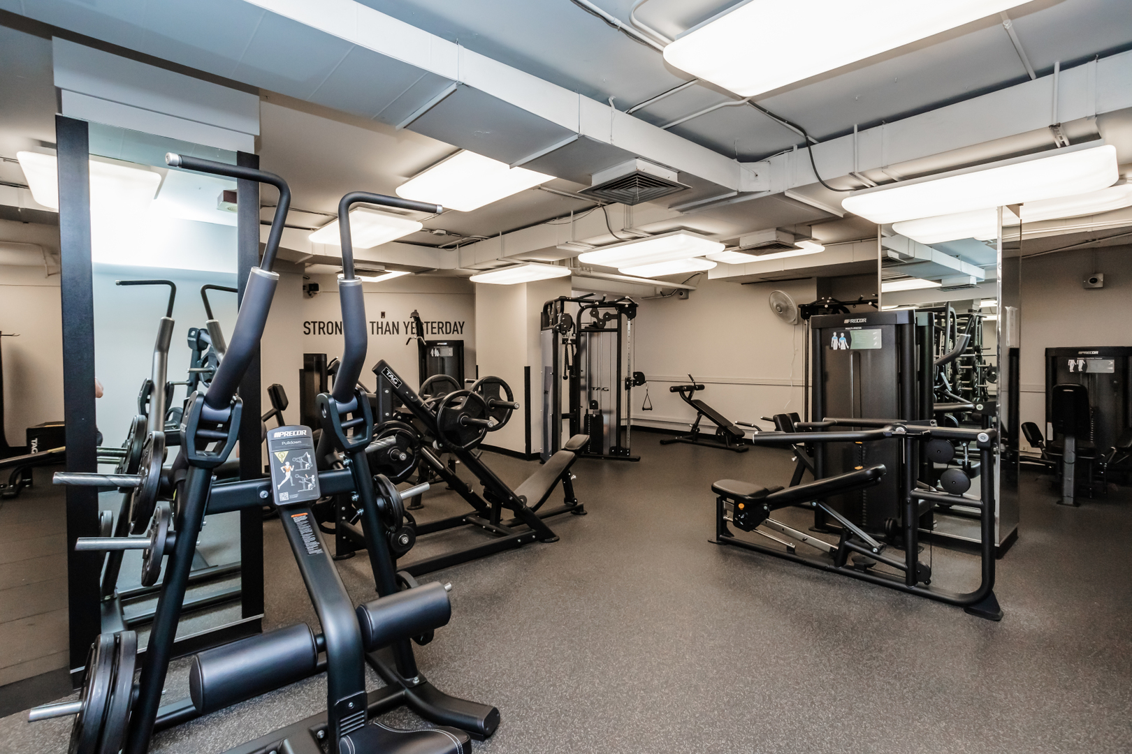 211 E Ohio Street Unit: 507
