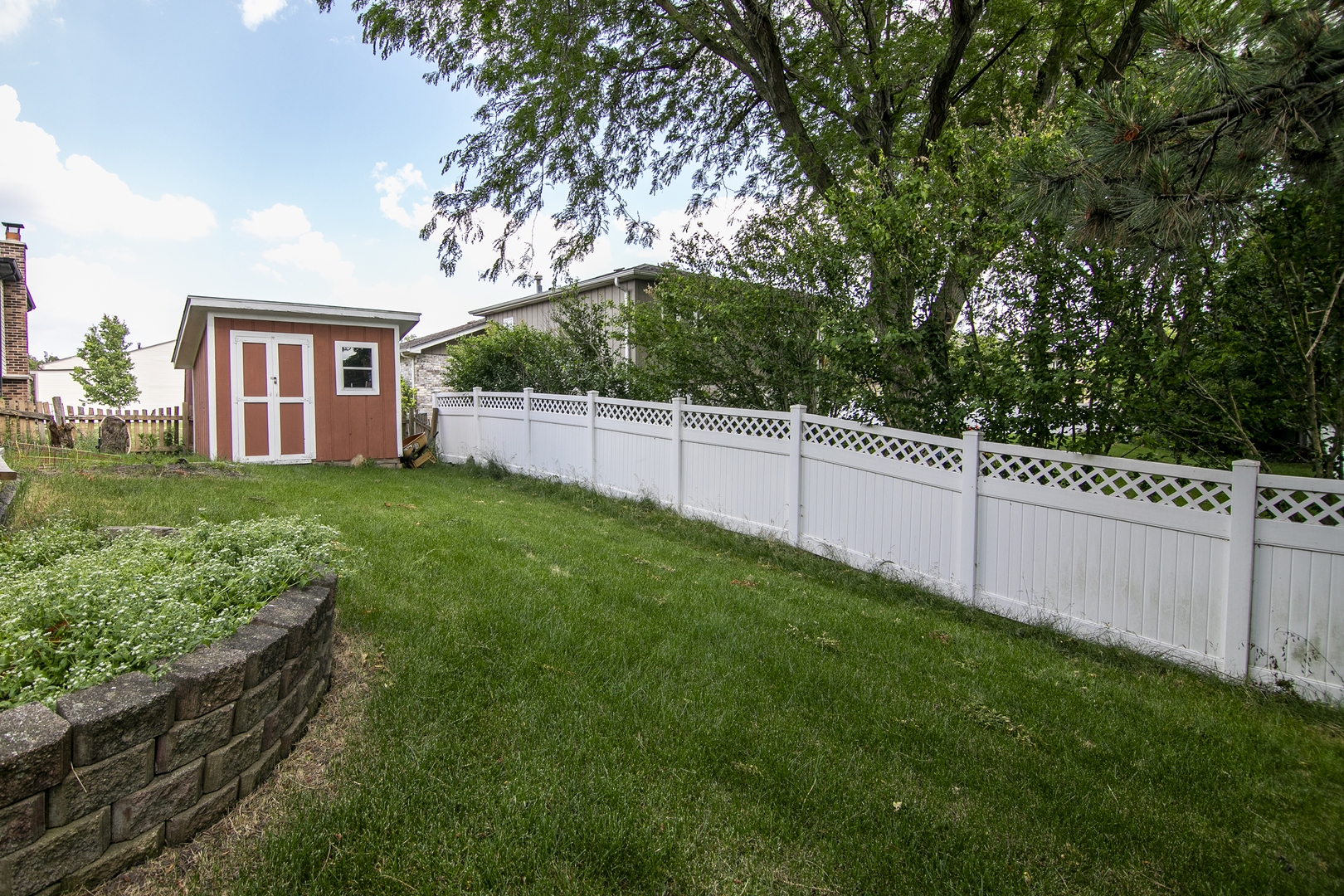 6937 Coachwood Trail