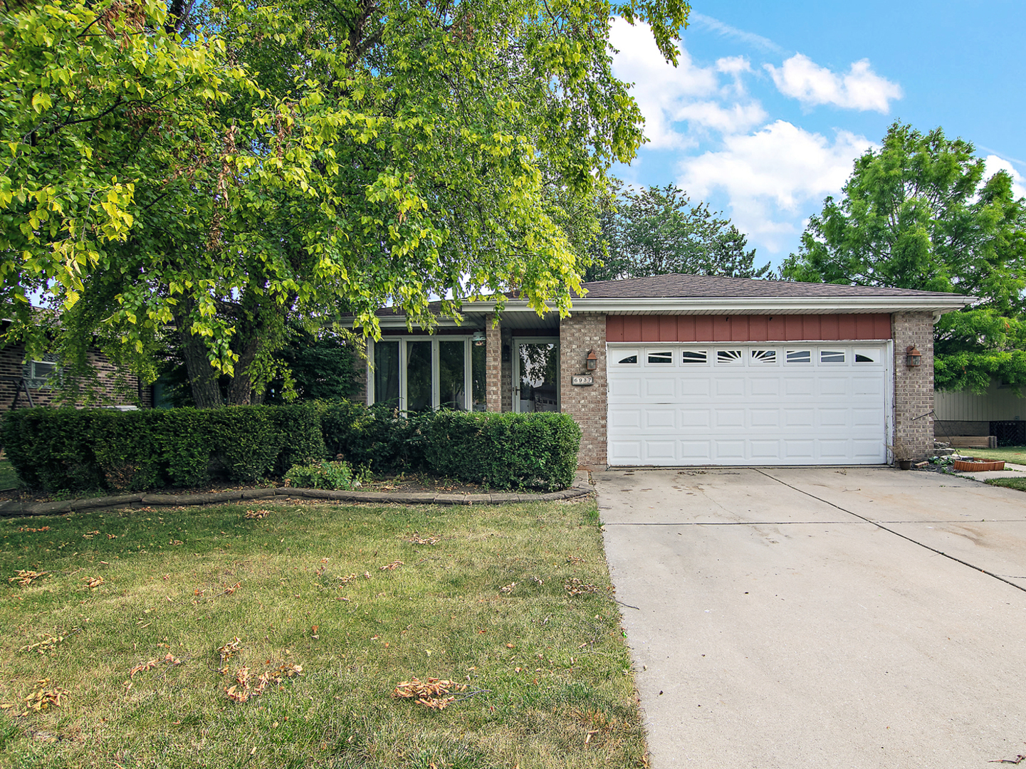 6937 Coachwood Trail