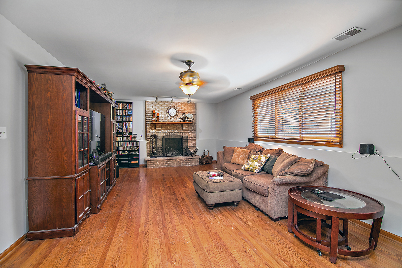6937 Coachwood Trail
