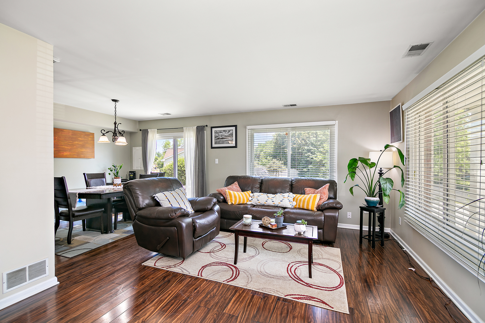 15810 Country Court Unit: 15810