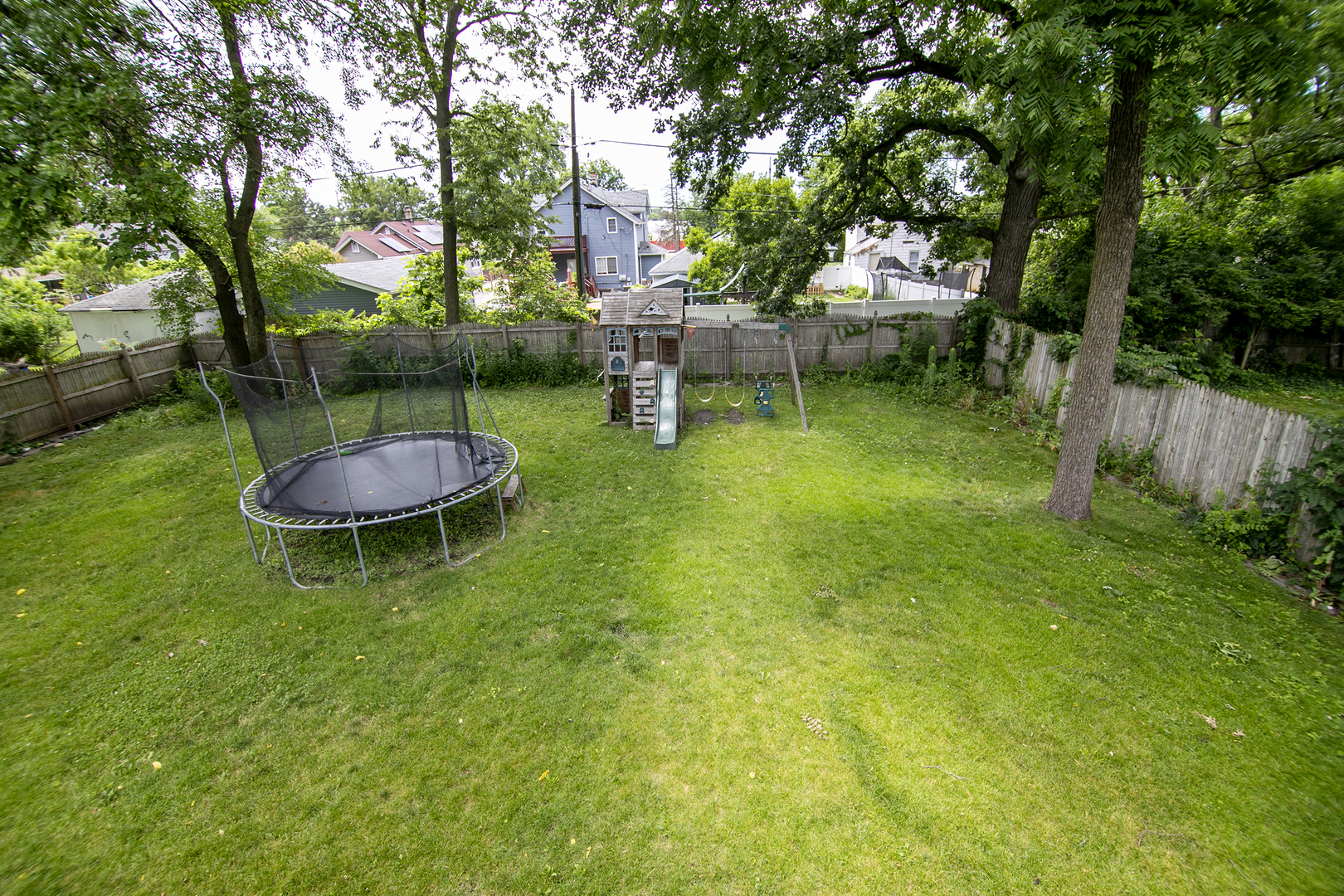 113 ADELLA Avenue