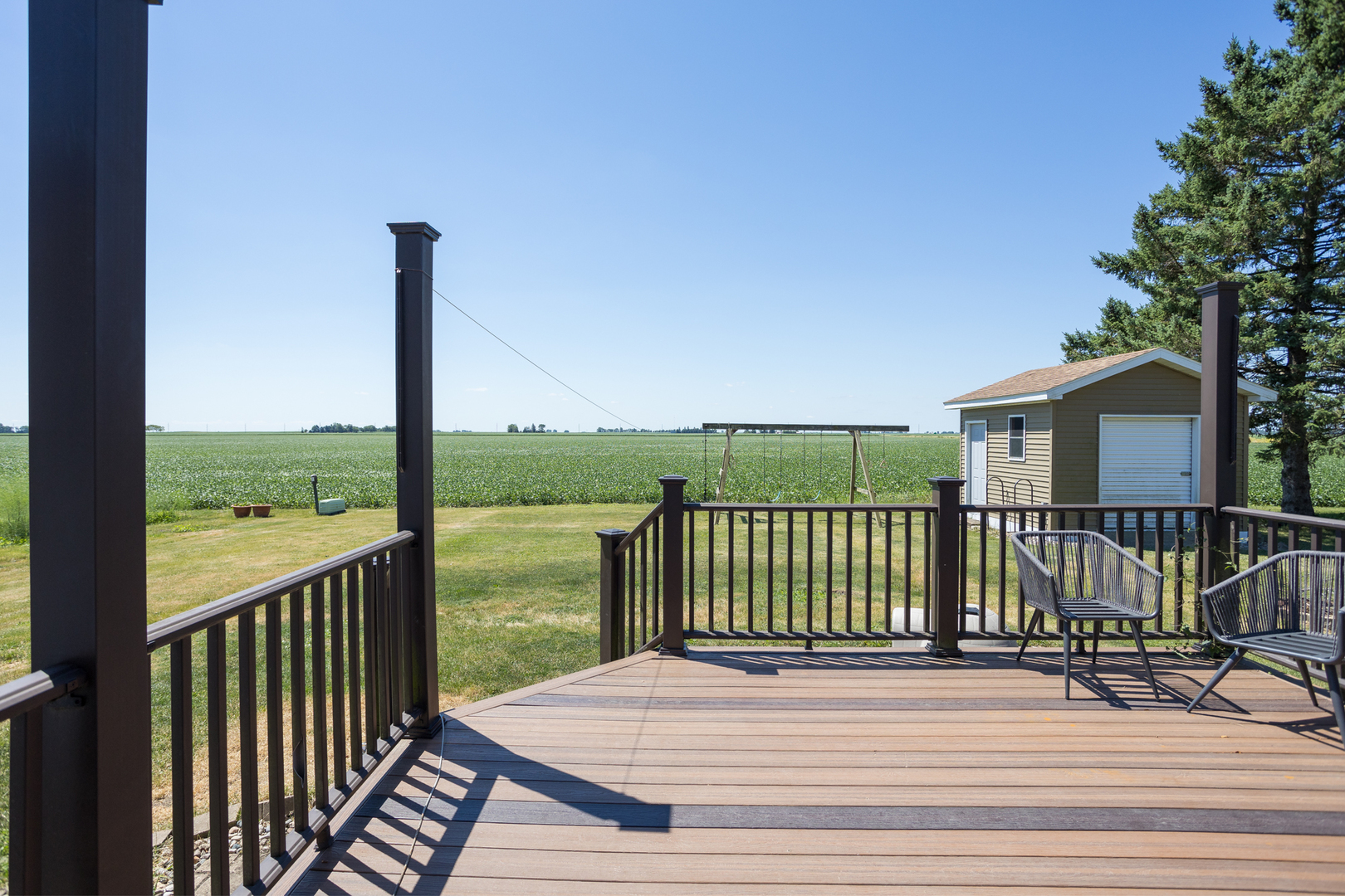 111 Countryside Lane N